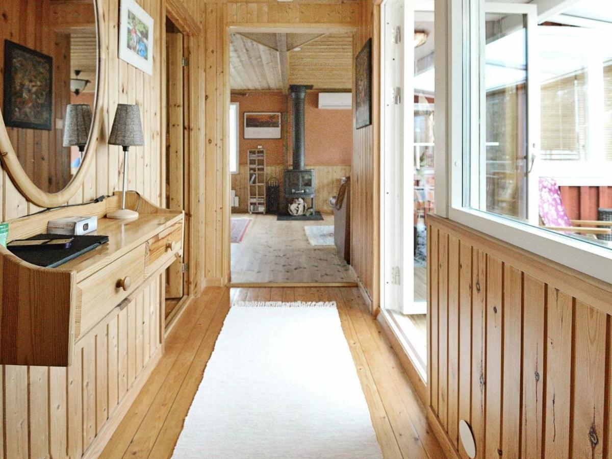 Holiday Home Stora Slaettoevaegen Hjälmared Kültér fotó